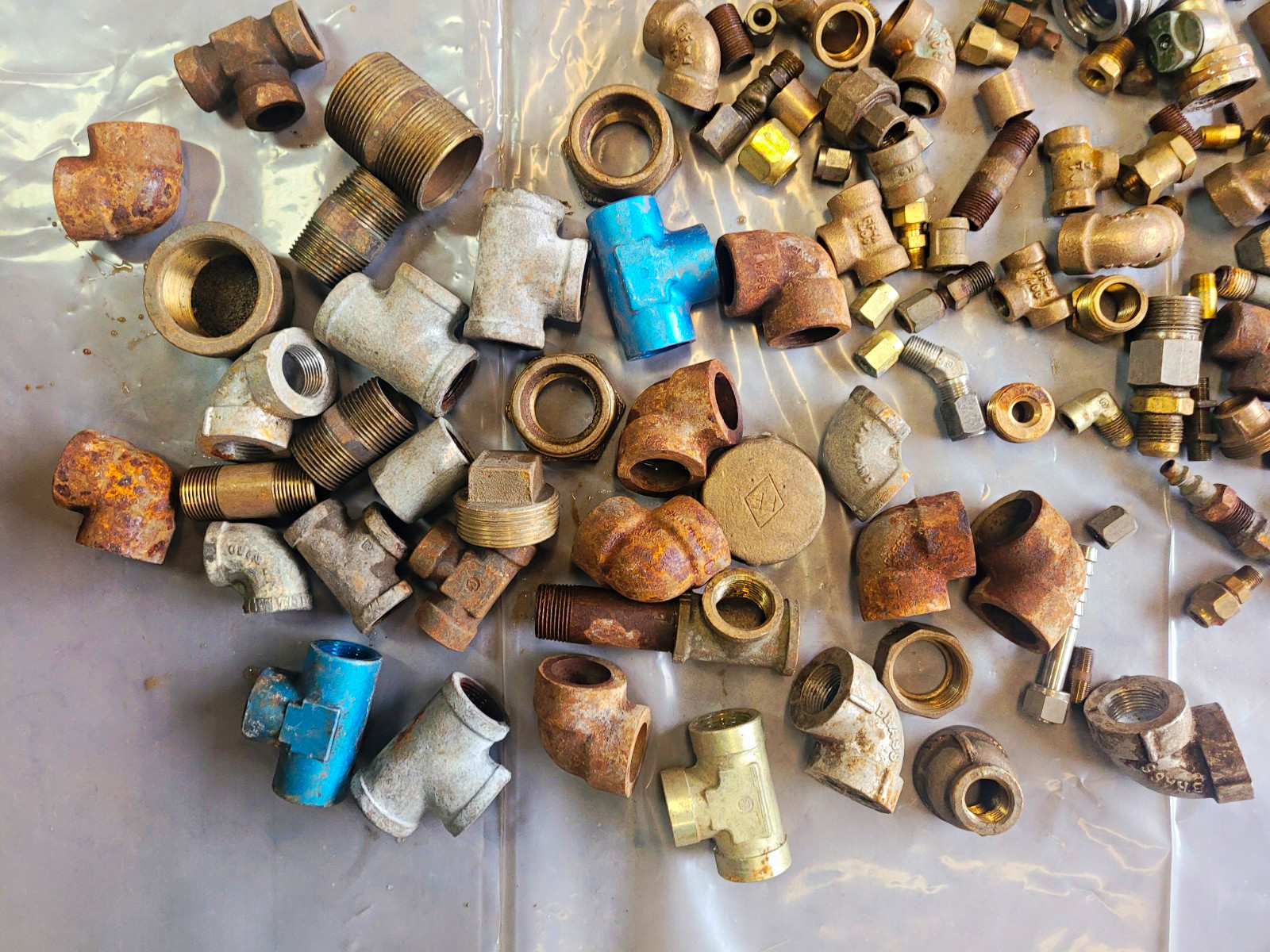 Brass Assorted Threaded NPT-to-NPT Pipe Fittings Lot Adapters Elbows Tees