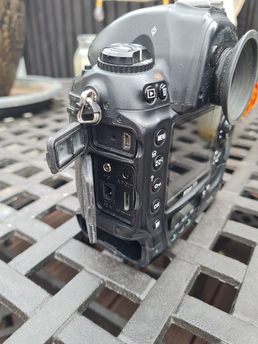 NIKON D3S FULL FRAME DSLR 12.1 MP Camera Body For parts not working - Picture 16 of 22