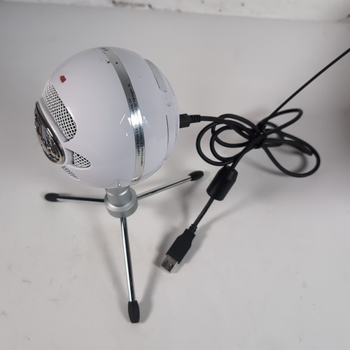 Blue Snowball iCE USB Streaming Microphone - White With Stand - Picture 2 of 5