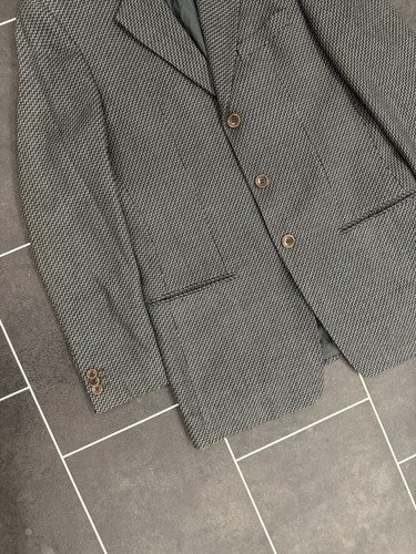 Armani Collezioni Blazer Jacket 38R (Euro 48R) UK 38R Tweed Wool - Picture 2 of 8