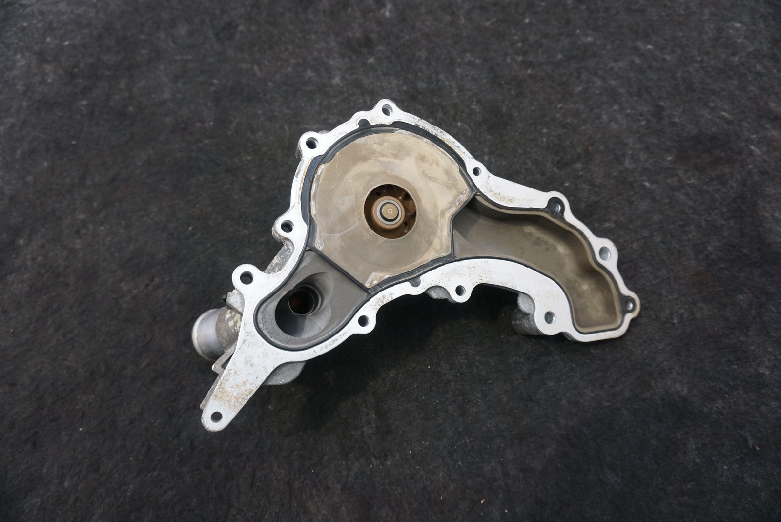3.0L V6 Engine Water Pump Housing OEM 68079412 Maserati Quattroporte S 2014-17+