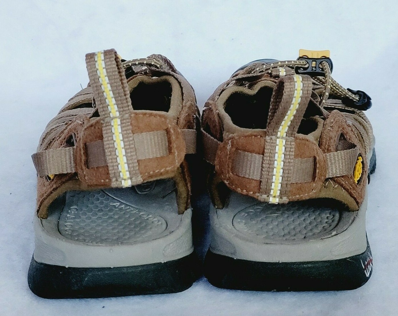 Foto 5 di 9