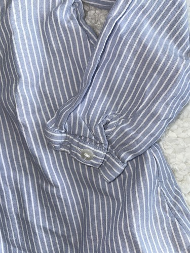 Baby Gap girls sz. 4 blue striped blouse. Delicate, feminine, pretty - Picture 7 of 9