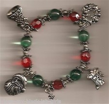 Christmas BRACELET 024 Bell-Santa-Wreath etc Beaded Stretch Charms No Clasp