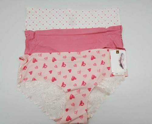 SIMPSON Paquete de 3 Bragas M/L de Encaje Coquetas Para Rosa/Día de San Valentín $36 |