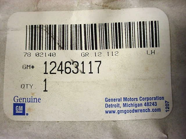 Puerta delantera lateral izquierda moldeada nueva OEM GM 12463117 Oldsmobile ACHIEVA 1994-1998 Foto 2 de 2