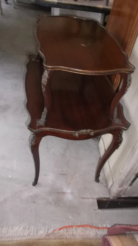 Antigua mesa de servir francesa marrón caoba y latón Etagere con Foto 4 de 4