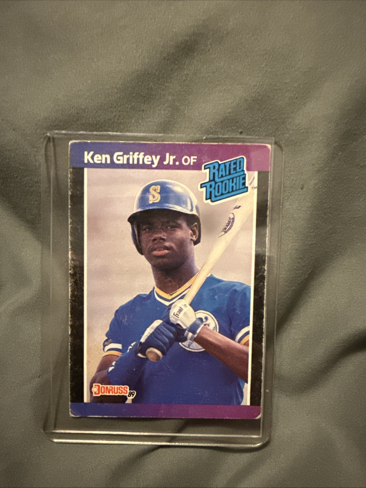 1989 Donruss - Rated Rookie Ken Griffey Jr #33 *Denotes* on Back (RC)