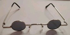 Vintage Hippie Retro Sunglasses 1" Round