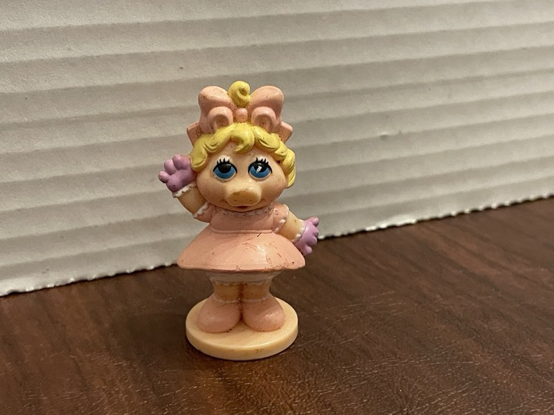 Vintage 1985 Ms Miss Piggy Muppet Babies PVC Figure Cake Topper Pawn Jim Henson