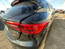 Feu arrière Infiniti Q30