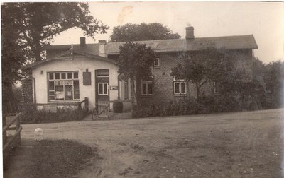 Dauenhof zw Elmshorn + Neumünster residential building with shop Grandpa Seebrandt 1928