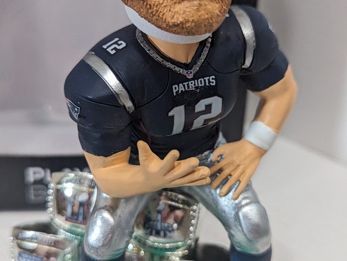 Tom Brady 5X NFL Super Bowl Champions New England Patriots Bobblehead FOCO #318 - Picture 9 of 17