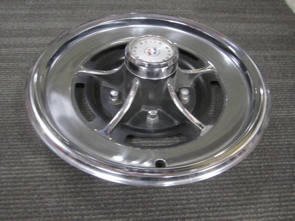 Buick Century Electra Riviera 1975-1980 15" cubierta de rueda OEM 01250146 1060 uno/1 Foto 2 de 4