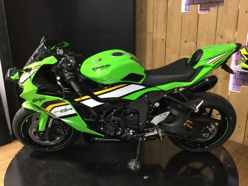 Kawasaki Ninja ZX6R Performance KRT 2025 In Stock! 0% FINANCE! FREE UK DELIVERY - Picture 6 of 9