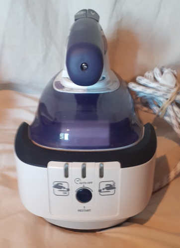 Plancha de vapor inalámbrica Tefal modelo FTP2180M Freemove. - Imagen 8 de 16