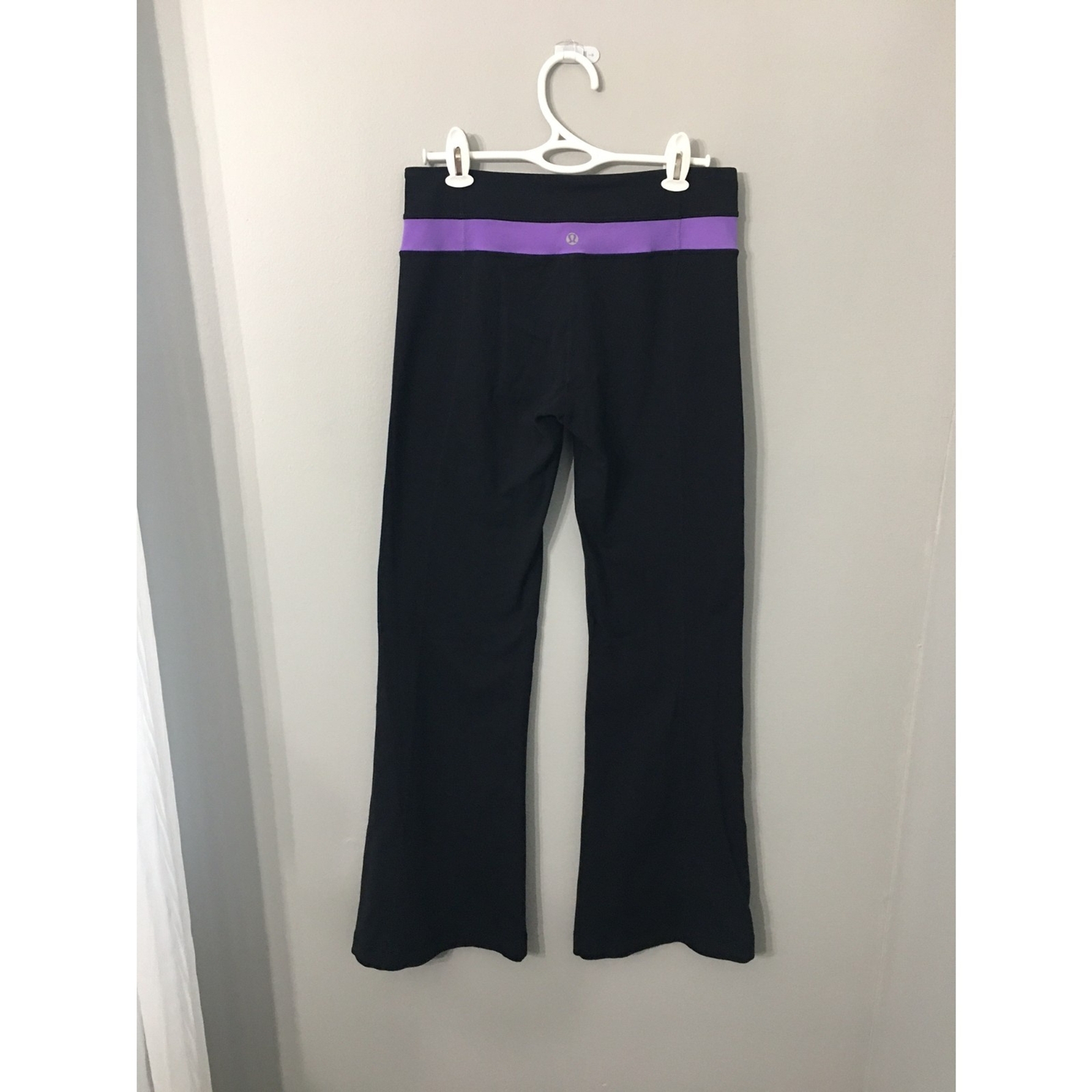 Lululemon Flare Reversible Black Bootcut Leggings Siz… Gem