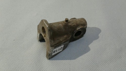 Original Mercedes OM616 W115 W460 Halter Nockenwellenhalter R6160550010