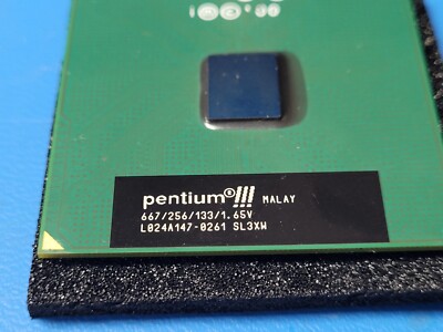 L024A147-0261 INTEL PENTIUM III PROCESSOR 667/256/133/1.65V SL3XW
