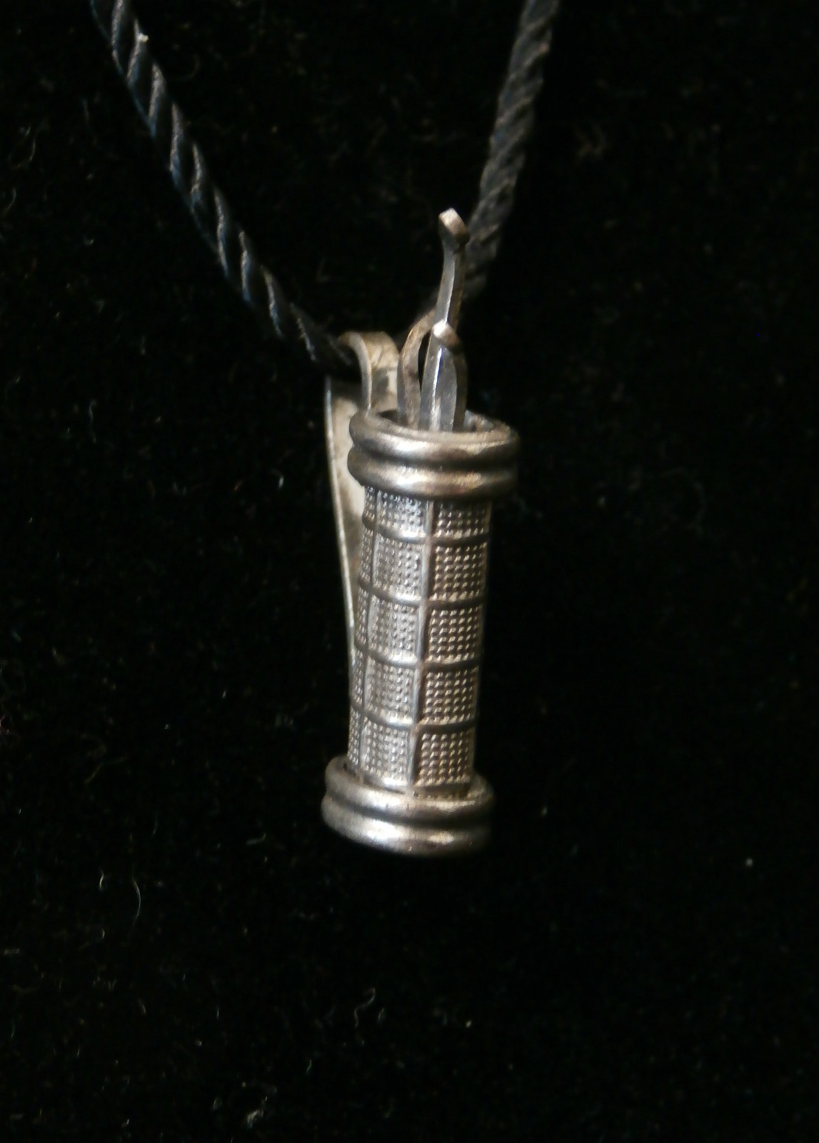 Picture 1 of 4
