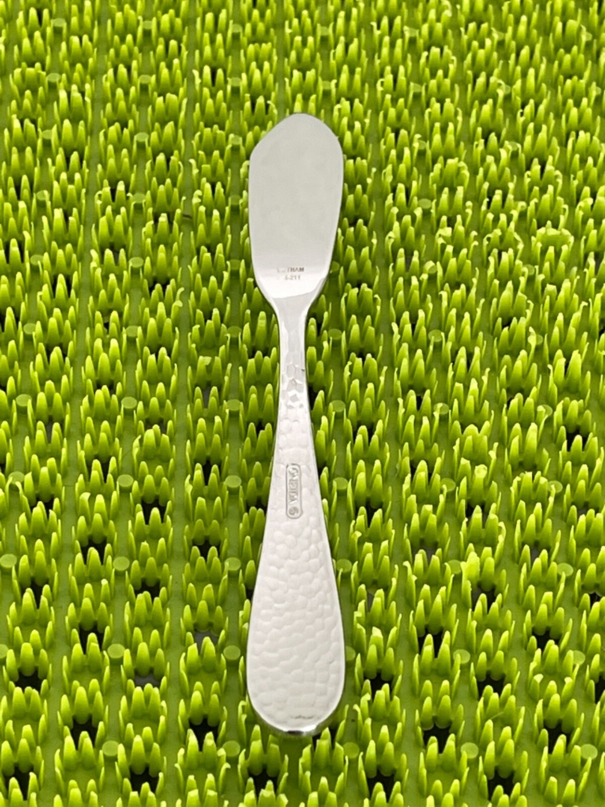 Oneida REYNA Stainless Glossy Hammered NEW Flatware Smart Choice A77N eBay