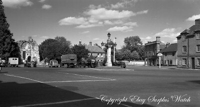 Wilton Wiltshire Straßenszene Geschäfte alte Autos Foto Negativ 1949 Copyright M792