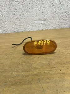 VW CRAFTER 30-50 Furgon 2E Kotflügelblinker vorne rechts #F1979 25416016