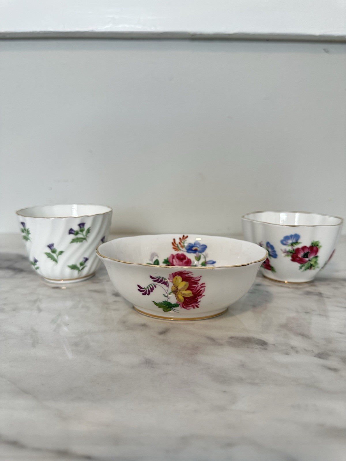 Vintage Set of 3 Small Bone China Bowls Made In England Floral Pattern Gold Rim