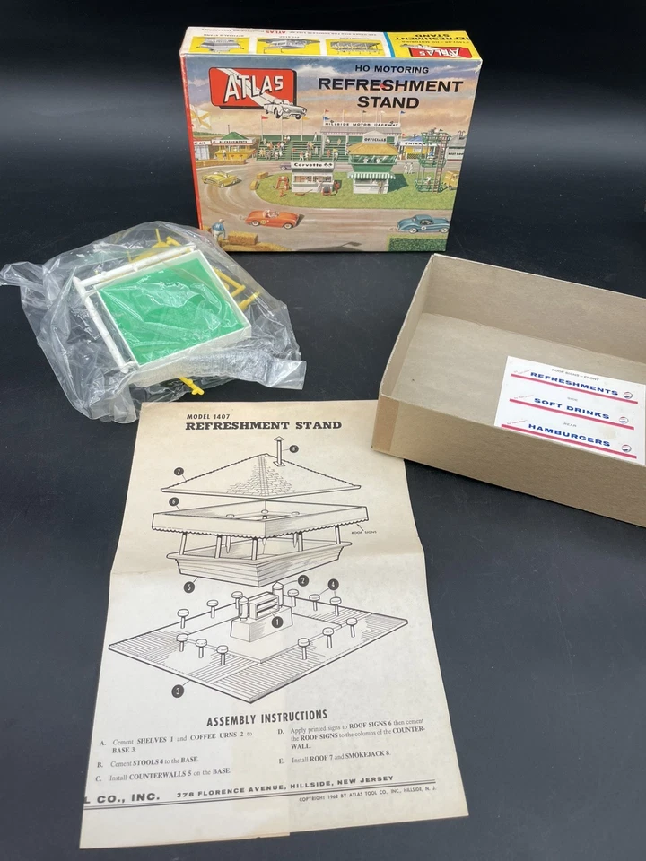 Atlas HO motoring Refreshment Stand 1407 - 1962 - Image 2 of 3