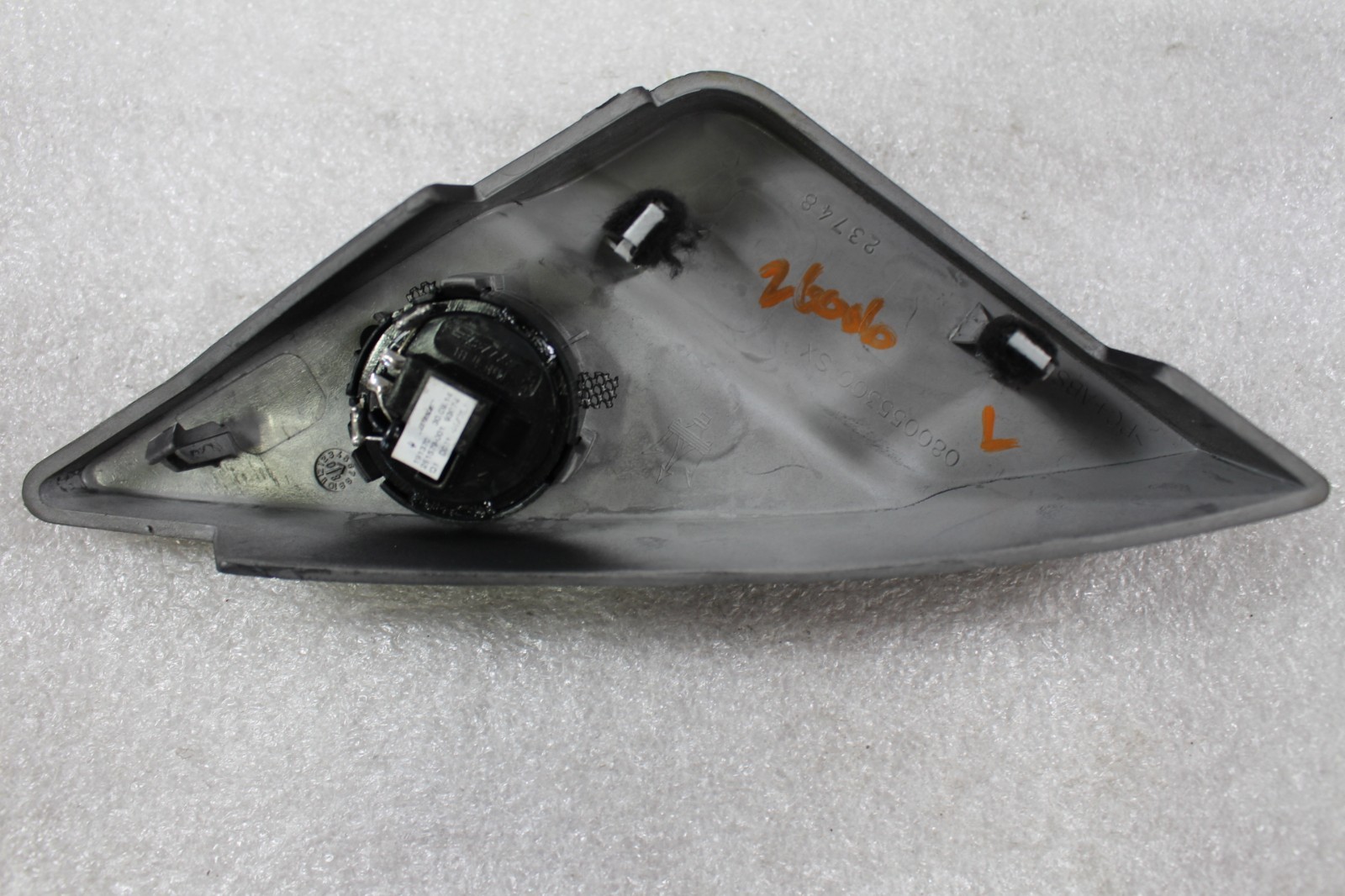 Maserati GranTurismo Left Tweeter cover P/N 80055200