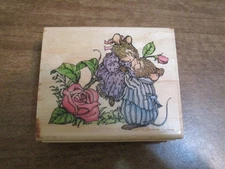 UPTOWN RUBBER STAMPS HOLLY POND HILL ROSE GARDEN KISS