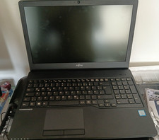 Fujitsu Lifebook A357 15,6" i3-6006U 8GB 256GB SSD Windows 11 Pro