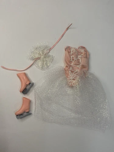 Barbie Ice Capades Vintage 1989 Fashion Set