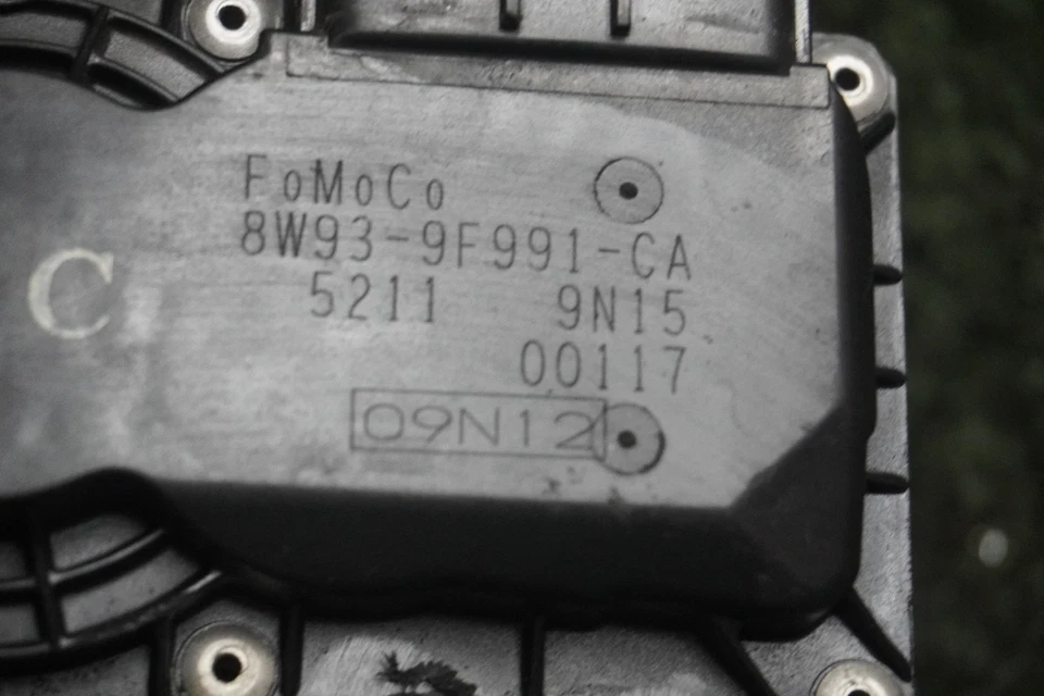 2012 LAND ROVER Range Rover Sport 5L THROTTLE BODY OEM 104K Miles 8W939F991CA - Image 4 of 4