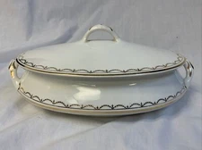 Vintage Homer Laughlin Covered Oval Vegetable Bowl Gold Trim