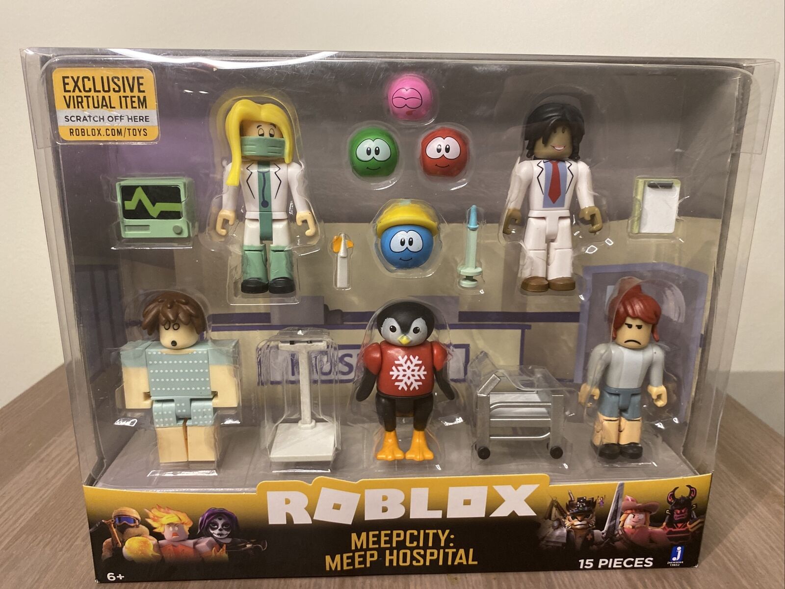  Roblox Celebrity Collection - MeepCity: Meep Hospital Six  Figure Pack [Includes Exclusive Virtual Item] : Toys & Games