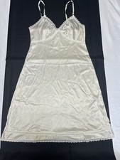 Beautiful Ivory Slipdress Slip Silky Lace Detail Size 38 Vintage
