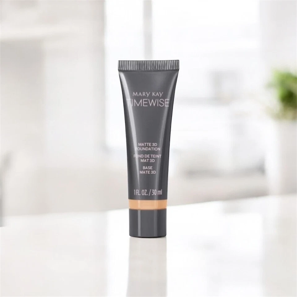 Mary Kay Timewise Matte 3D Foundation 1 fl oz. Beige C 110  - Image 2 of 3