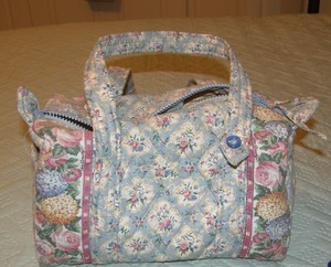 vera bradley pink duffle bag