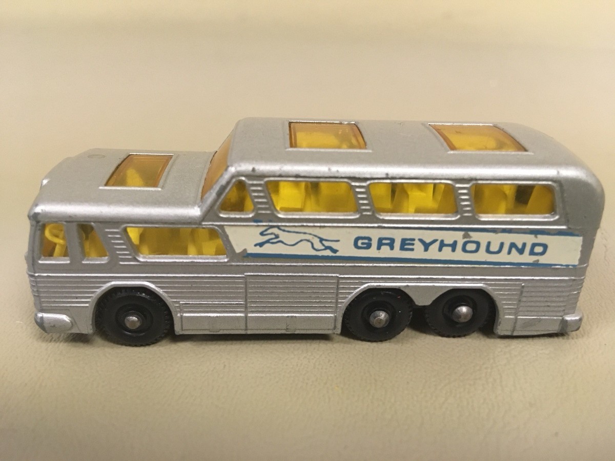 MATCHBOX LESNEY No 66 COACh GREYHOUND BUS Silver ENGLAND Vintage