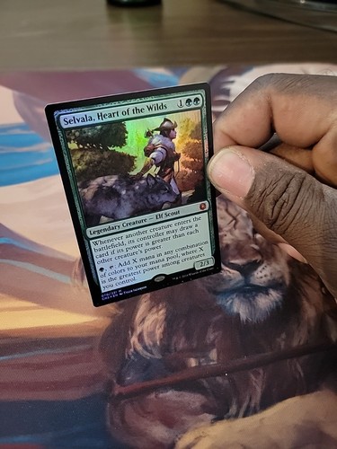 Selvala, Heart of the Wilds Conspiracy: Take the Crown Foil - Picture 2 of 4
