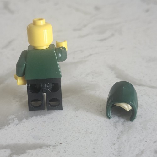 Genuine LEGO Lloyd Minifigure Green Hoodie Green Pants Ninjago Movie - Picture 4 of 5