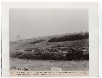 1918 1st Division 6th Field Artillery on Road Near Exermont France News Photo