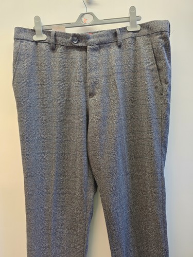 Cavani 3 Piece Suit Grey Check Tweed Mens Blazer 46R Waistcoat 46R Trousers 36R - Picture 18 of 23