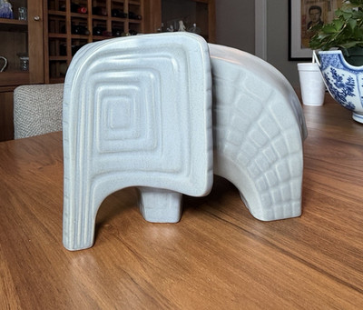 RARE 11'' JONATHAN ADLER Menagerie ELEPHANT Figurine - Stoneware GRAY - RETIRED
