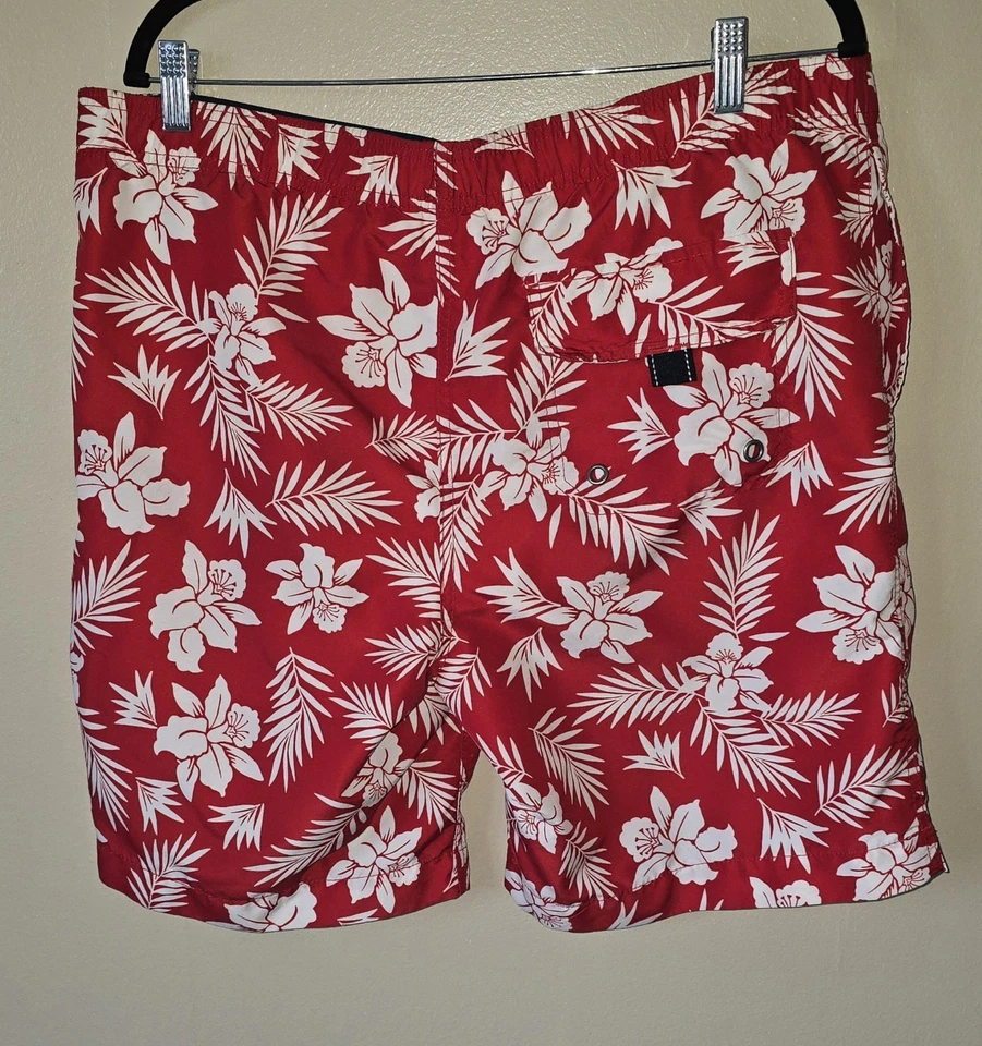 Lands' End Men's Swim Trunks Sz M 32/34 Red White Tropical Print Pull-On Beach - Image 3 of 4