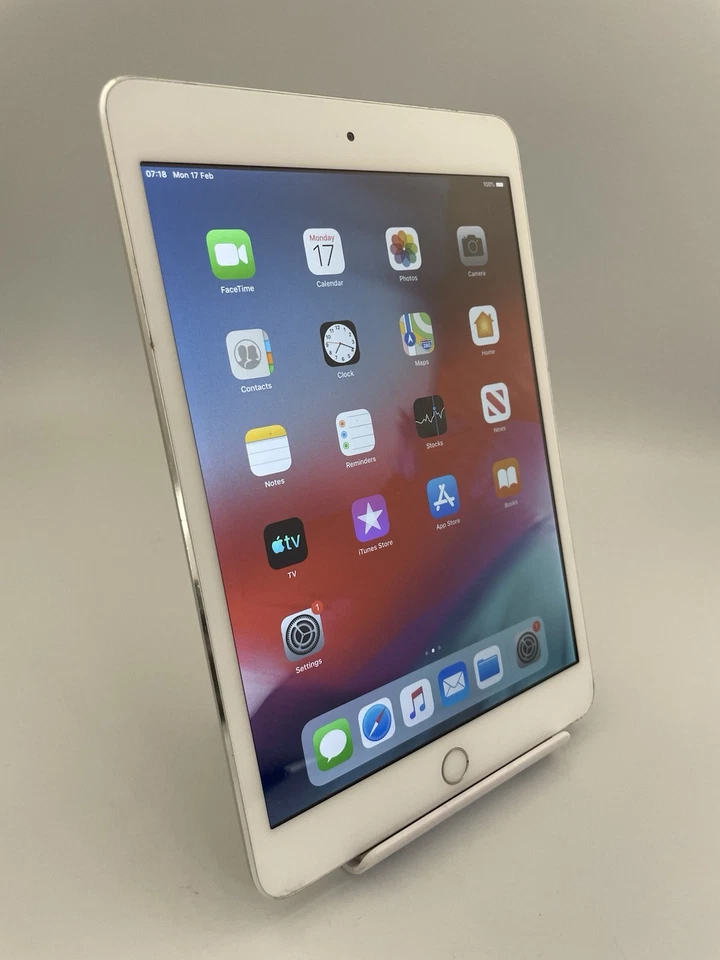 Apple iPad mini 3 A1599 Silver Wi-Fi 16GB 64GB 128GB 7.9" iPadOS Tablet - Image 4 of 4