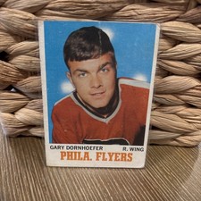 Topps 1970-71 Gary Dornhoefer #85 Philadelphia Flyers NHL Ice Hockey Card Crease