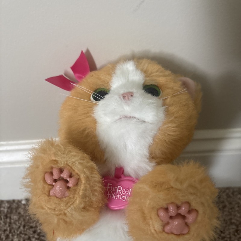 Retired 2002 Tiger Electronics FurReal Friends Orange White Persian Cat WORKS!
