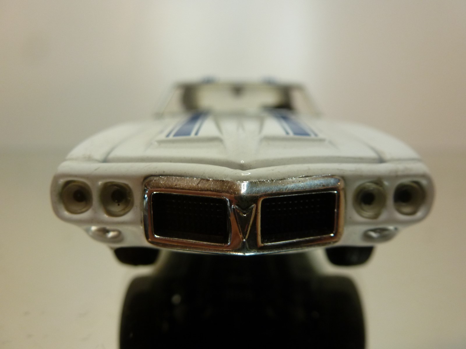 Picture 2 of 6